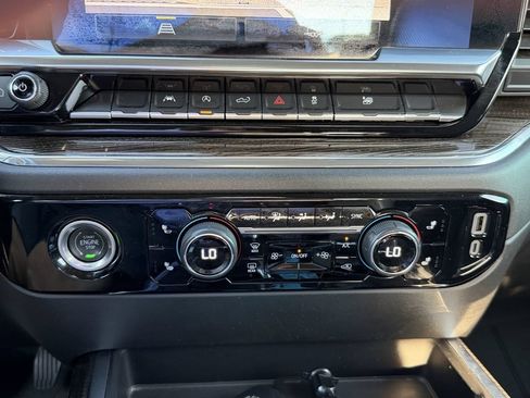 Used 2023 Chevrolet Silverado 1500 RST w/ Rally Edition AWD/4WD image 23