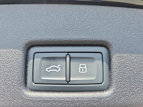 New 2025 Audi Q5 Premium Plus image 13