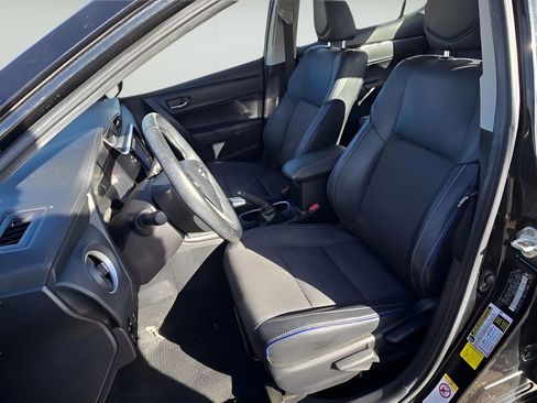 Used 2019 Toyota Corolla SE w/ Carpet Mat Package (TMS) image 13