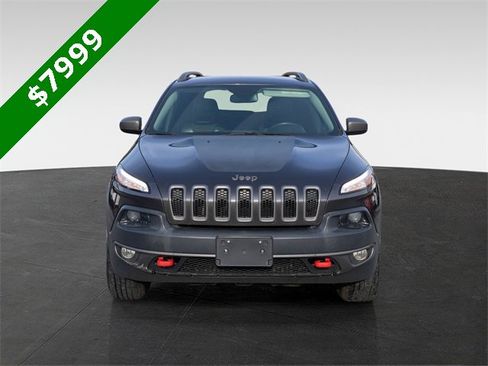 Used 2016 Jeep Cherokee Trailhawk image 9