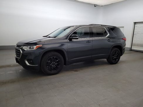 Used 2019 Chevrolet Traverse LT AWD/4WD image 2