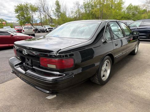 Used 1995 Chevrolet Impala SS RWD image 4