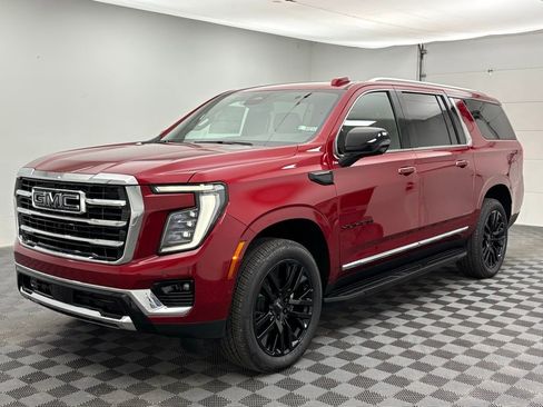 New 2025 GMC Yukon XL Elevation w/ LPO, Yukon Black Package image 21