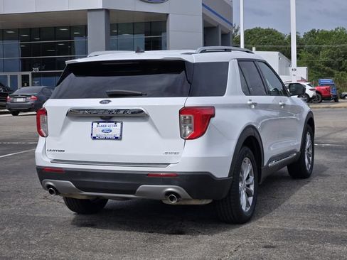 Used 2022 Ford Explorer Limited AWD/4WD image 7