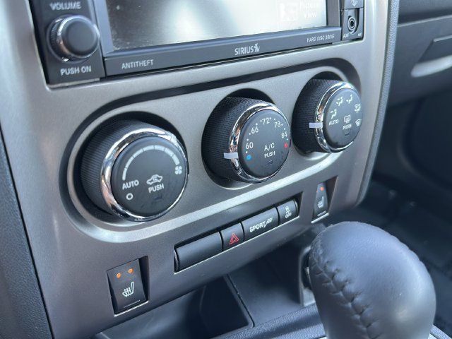Used 2014 Dodge Challenger SXT RWD image 26