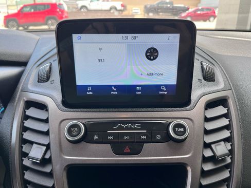 Used 2022 Ford Transit Connect XLT FWD image 31