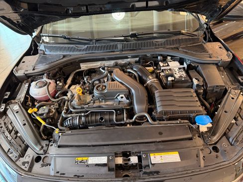 Used 2025 Volkswagen Jetta Sport FWD image 31
