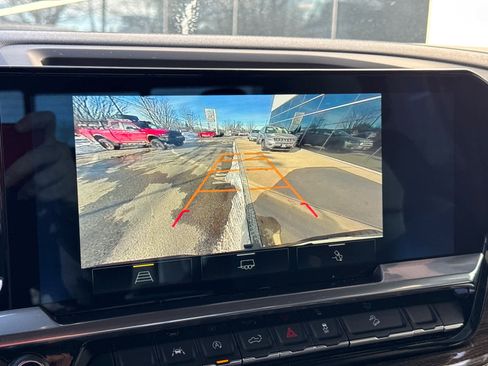 Used 2024 Chevrolet Silverado 1500 LT Trail Boss w/ Convenience Package II image 26