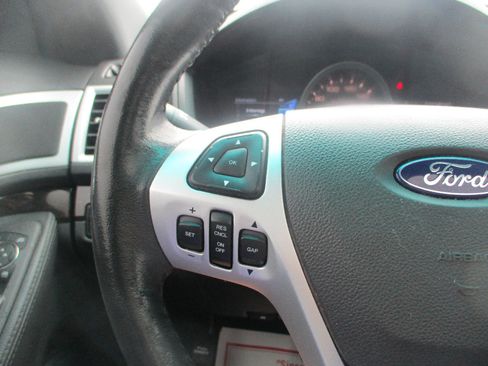 Used 2011 Ford Explorer Limited w/ 302A Rapid Spec Order Code FWD image 12