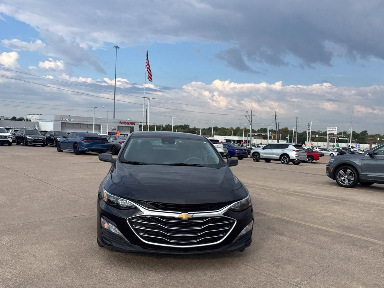 Used 2025 Chevrolet Malibu LT FWD image 5