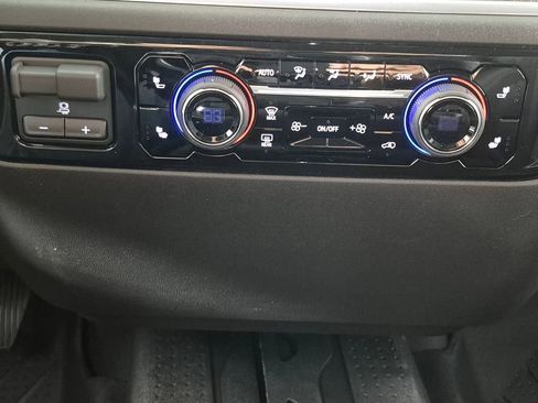 New 2026 Chevrolet Silverado 1500 LT image 17