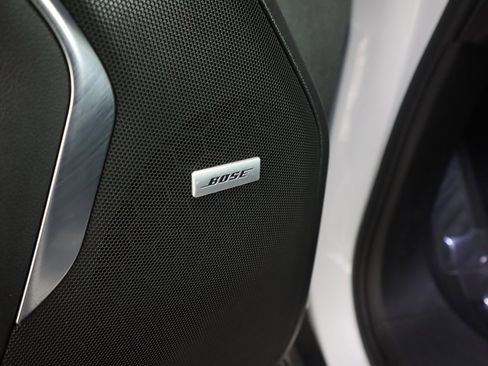 Used 2023 Chevrolet Suburban Premier image 41