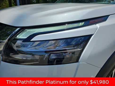Used 2025 Nissan Pathfinder Platinum w/ Cargo Package AWD/4WD image 14