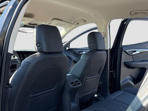 Used 2023 Buick Envision Essence AWD/4WD image 6