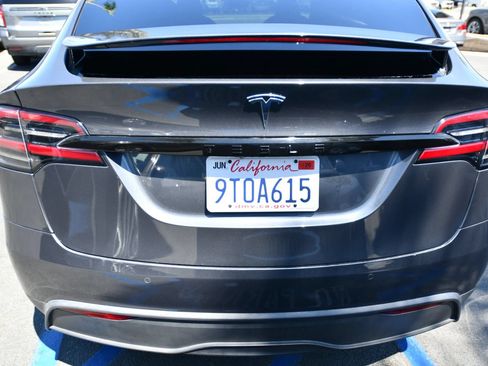 Used 2022 Tesla Model X AWD/4WD image 5