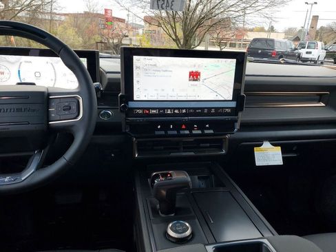 New 2025 GMC Hummer EV 2X image 13