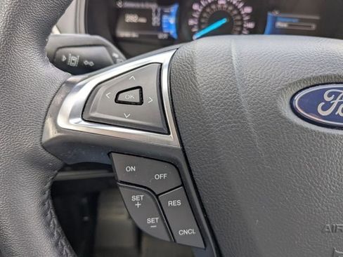 Used 2024 Ford Edge SEL w/ Convenience Package image 24