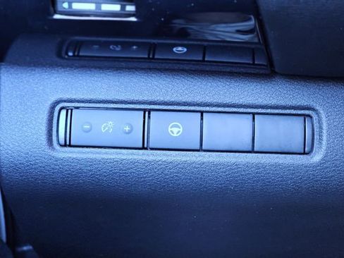 Used 2024 Nissan Pathfinder SV image 20