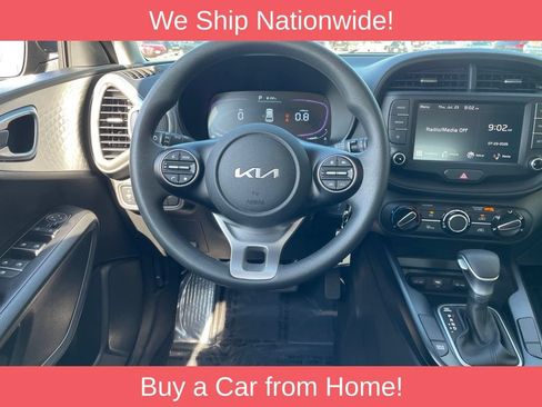 Used 2025 Kia Soul FWD image 12