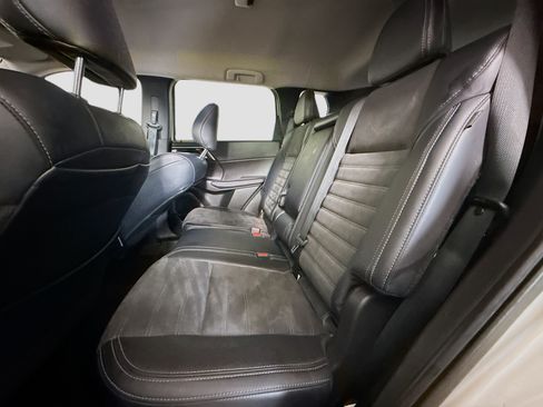 Used 2024 Mitsubishi Outlander SE FWD image 25