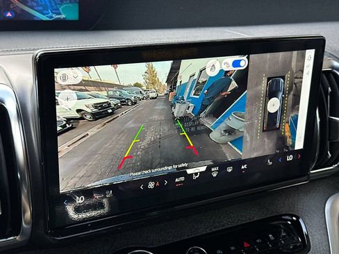 New 2026 Ford Expedition Tremor image 24