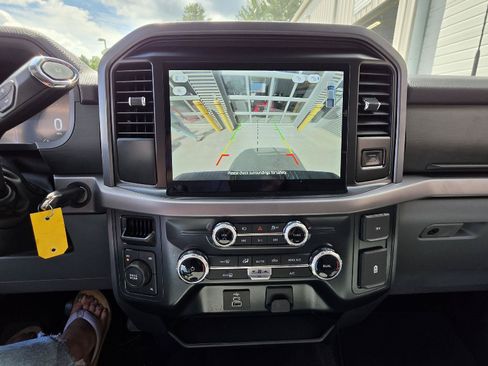 Used 2025 Ford F150 XLT w/ Equipment Group 301A Standard AWD/4WD image 19