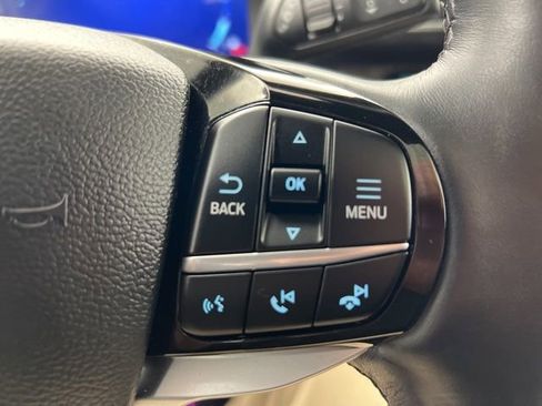 Used 2023 Ford Explorer Platinum w/ Technology Package AWD/4WD image 22