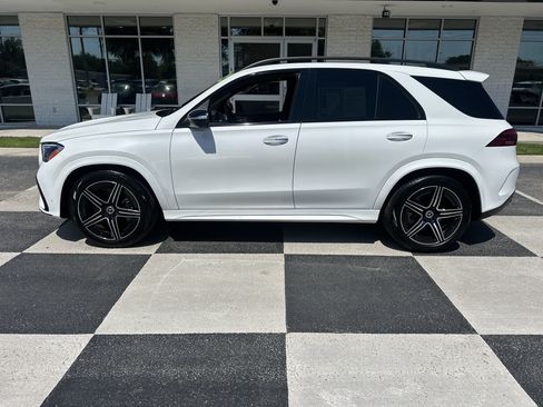 Used 2025 Mercedes-Benz GLE 450 4MATIC image 1