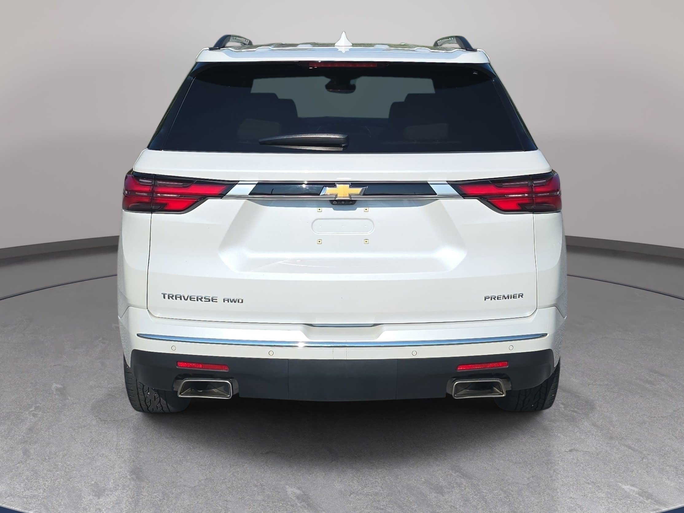 Used 2022 Chevrolet Traverse Premier AWD/4WD image 6
