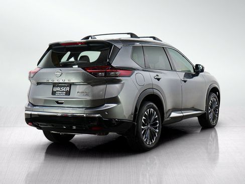 Used 2026 Nissan Rogue Platinum w/ Platinum Premium Package AWD/4WD image 5