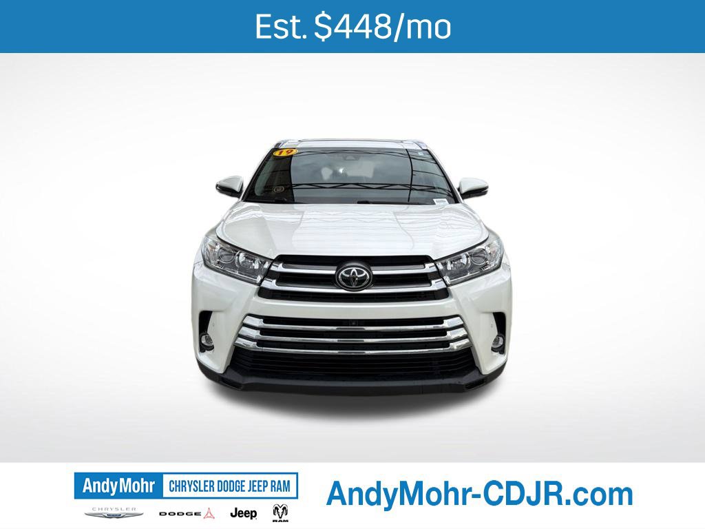 Used 2019 Toyota Highlander Limited Platinum AWD/4WD image 2