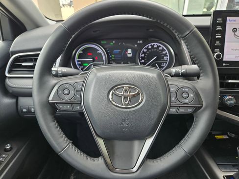 Used 2023 Toyota Camry XSE w/ Cold Weather Package FWD image 10