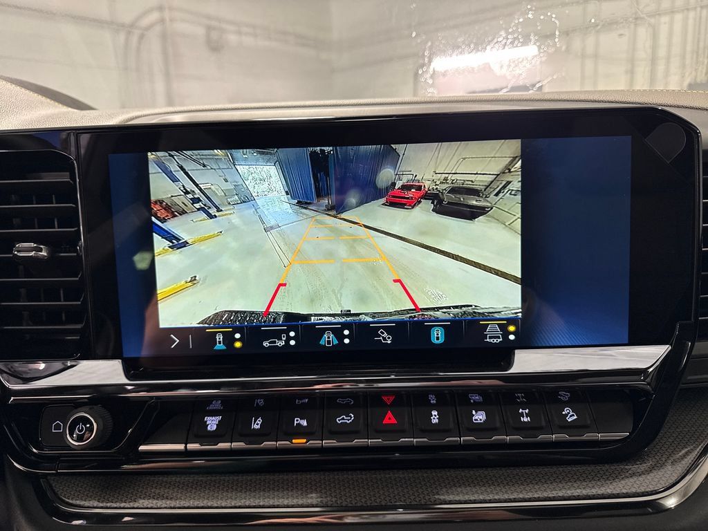 New 2026 Chevrolet Silverado 2500 ZR2 AWD/4WD image 16