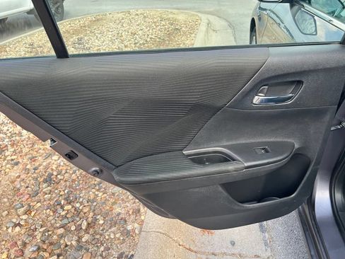 Used 2015 Honda Accord LX image 18