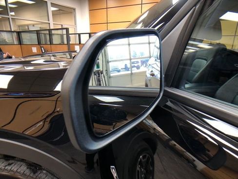 Certified 2023 Ford Bronco Sport Outer Banks w/ Tech Package image 22