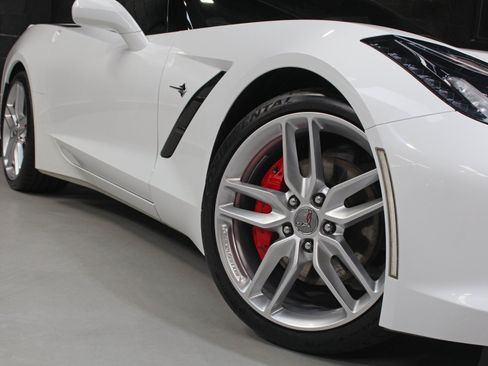 Used 2019 Chevrolet Corvette Stingray Coupe w/ 2LT Preferred Equipment Group RWD image 12