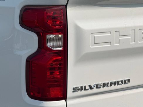 Used 2024 Chevrolet Silverado 1500 LT w/ Protection Package AWD/4WD image 45