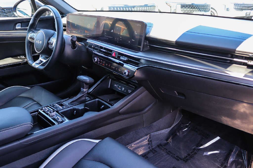 Certified 2025 Kia K5 GT-Line w/ GT-Line Premium Package FWD image 16