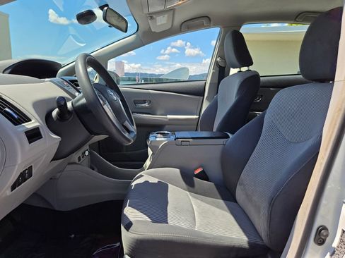 Used 2017 Toyota Prius V Two FWD image 20