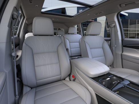 New 2027 Buick Enclave Avenir FWD image 16