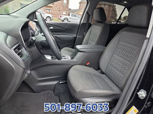 Used 2023 Chevrolet Equinox LT FWD image 9