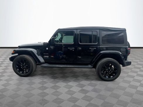 Used 2023 Jeep Wrangler Unlimited Sahara w/ Cold Weather Group AWD/4WD image 9