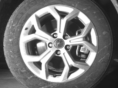 Used 2025 Jeep Compass Latitude image 13