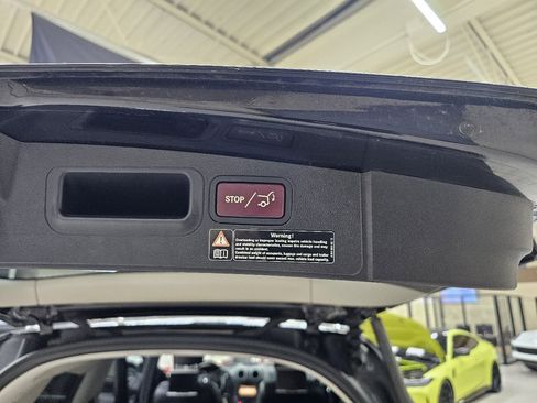 Used 2011 Mercedes-Benz GL 450 4MATIC image 15