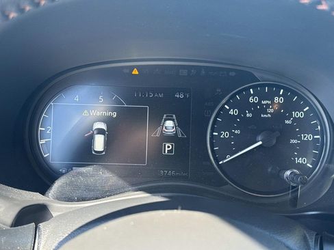 Used 2023 Nissan Kicks SR w/ Exterior Package image 26