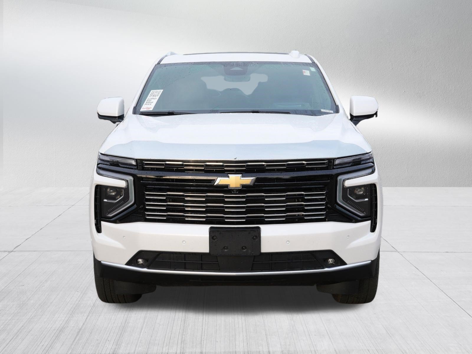 Used 2025 Chevrolet Tahoe High Country AWD/4WD image 2