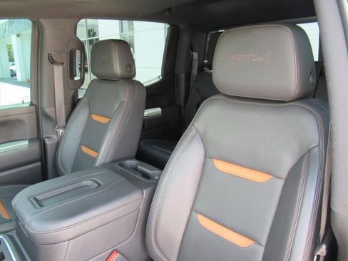 Used 2022 GMC Sierra 1500 AT4 w/ AT4 Premium Package AWD/4WD image 17