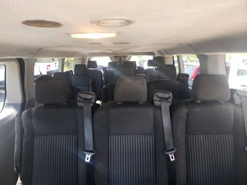 Used 2018 Ford Transit 350 XLT image 6