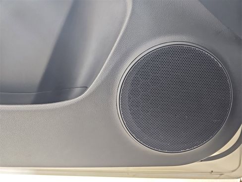 Used 2015 Chevrolet Cruze LT image 32