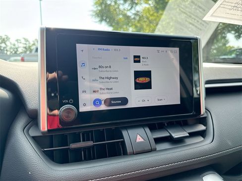 Used 2023 Toyota RAV4 XLE image 13